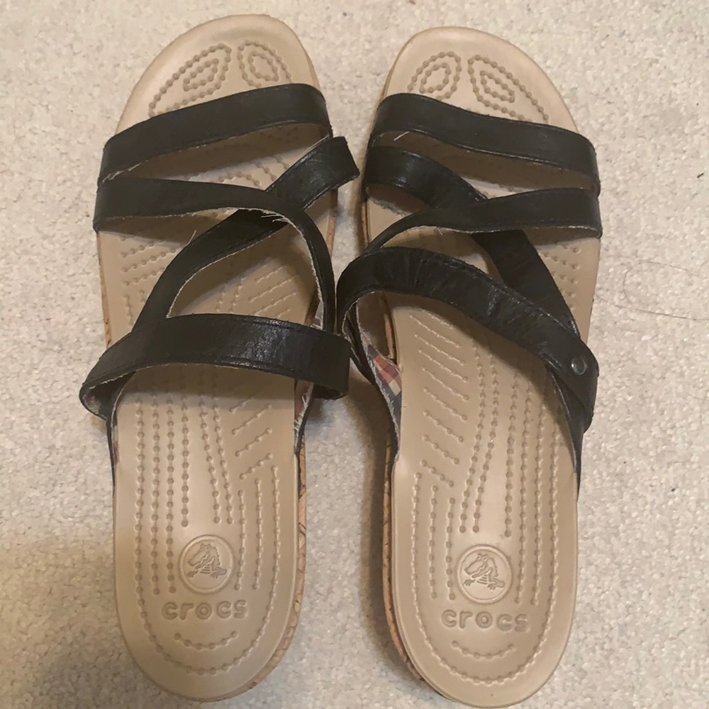 CrocsA-Leigh sandal. Black. Size 9. Like new.